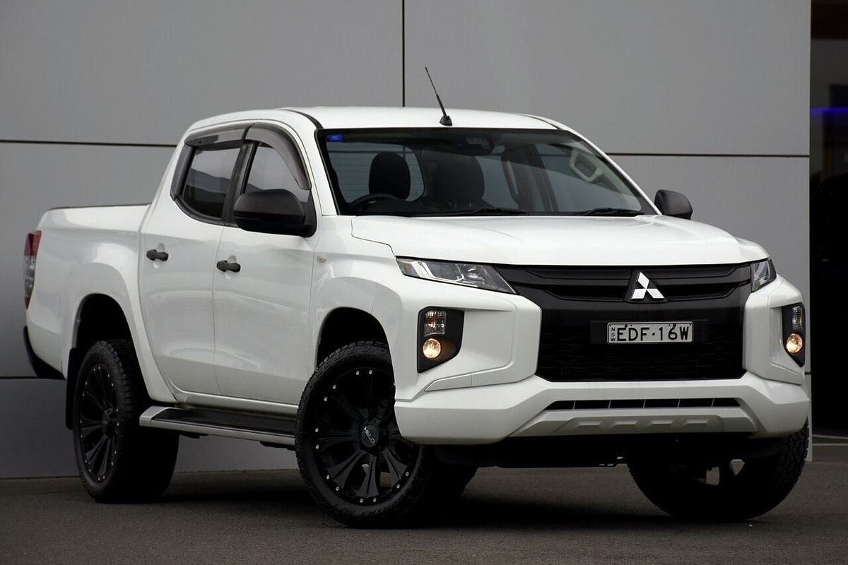 2018 Mitsubishi Triton GLX+ MR 4X4