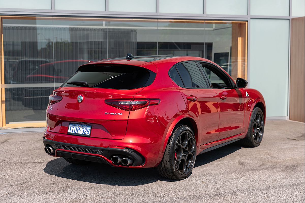 2022 Alfa Romeo Stelvio Quadrifoglio Series 3