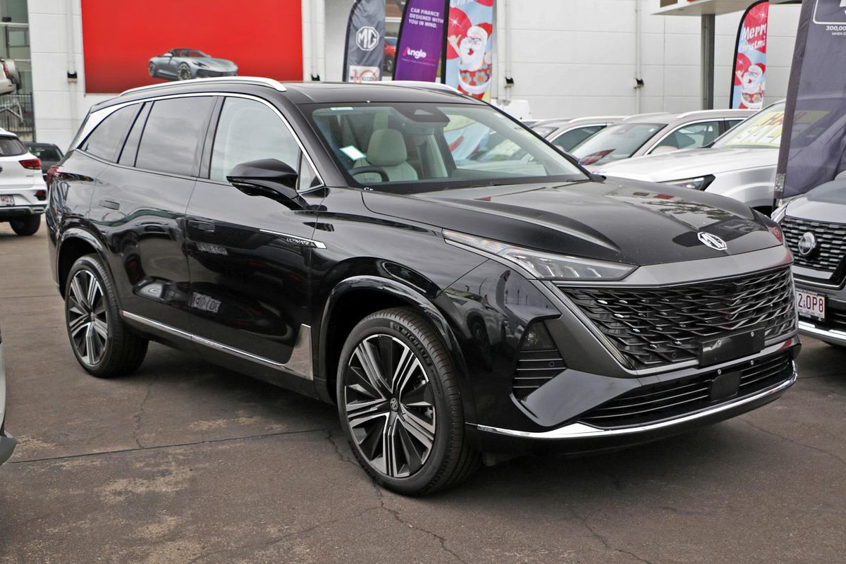 2025 MG QS Essence IS31