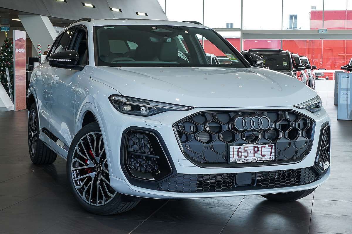 2025 Audi SQ5 TFSI FY