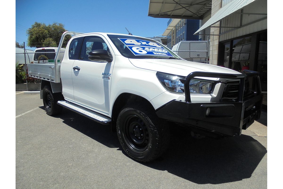 2020 Toyota Hilux SR GUN126R 4X4