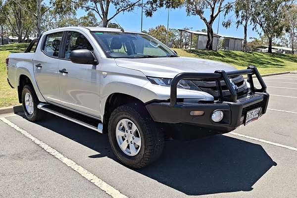 2021 Mitsubishi Triton GLX MR 4X4