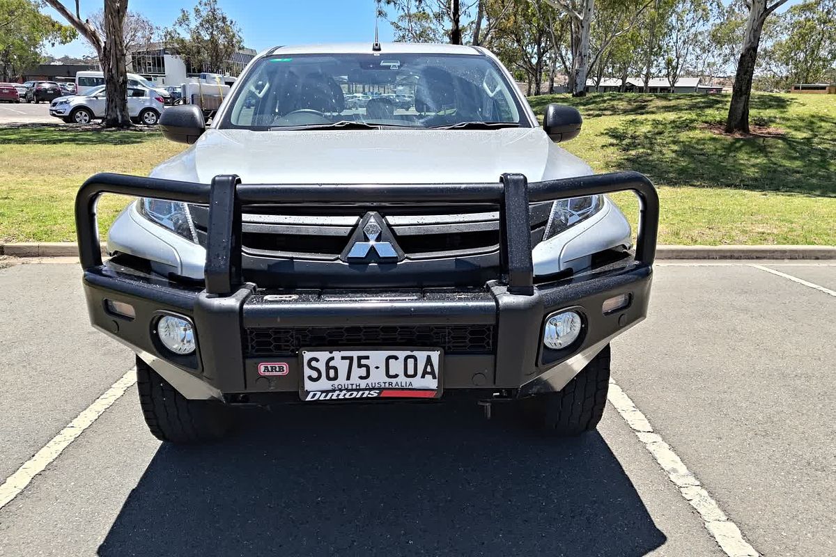2021 Mitsubishi Triton GLX MR 4X4