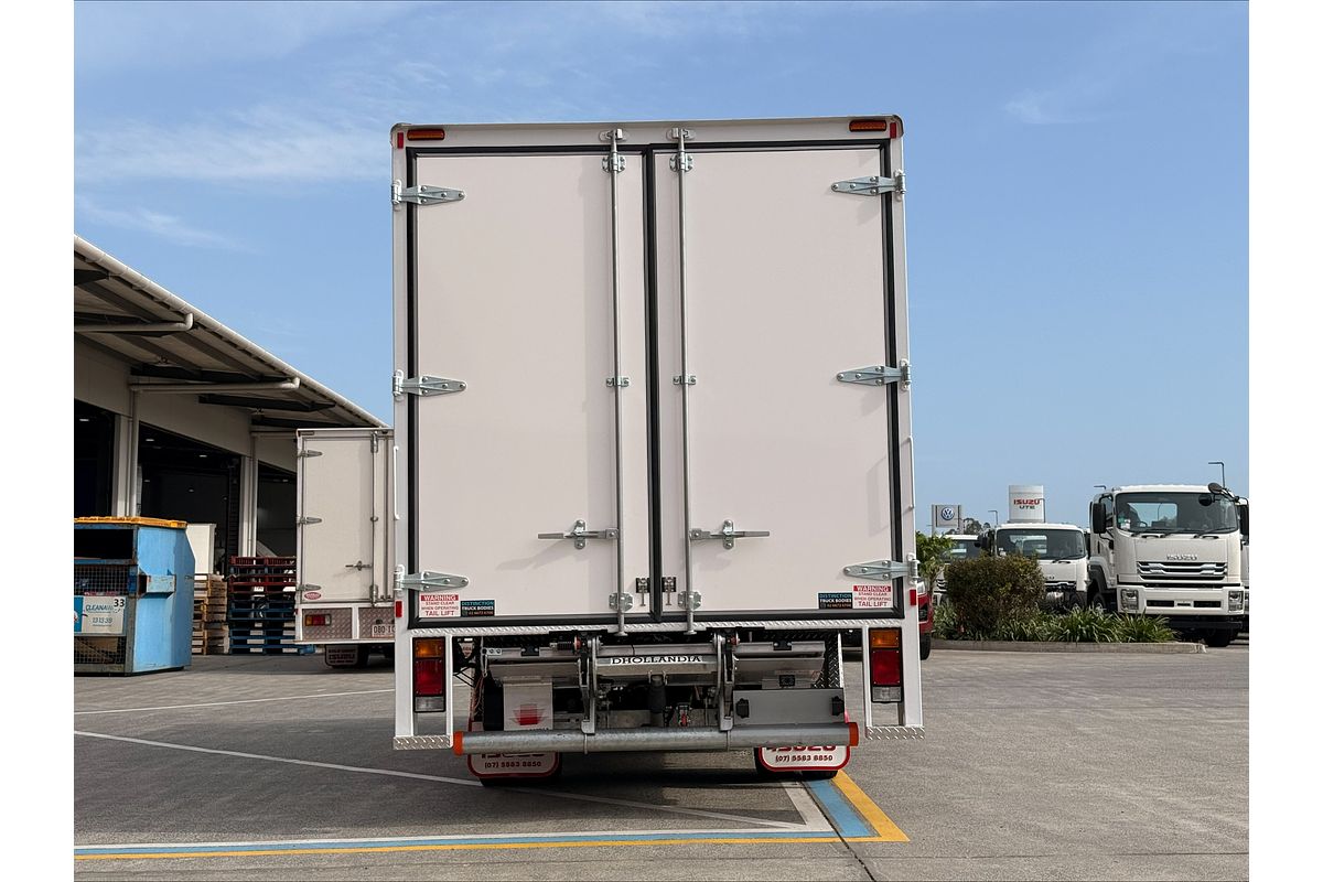 2025 Isuzu NNR 45 150