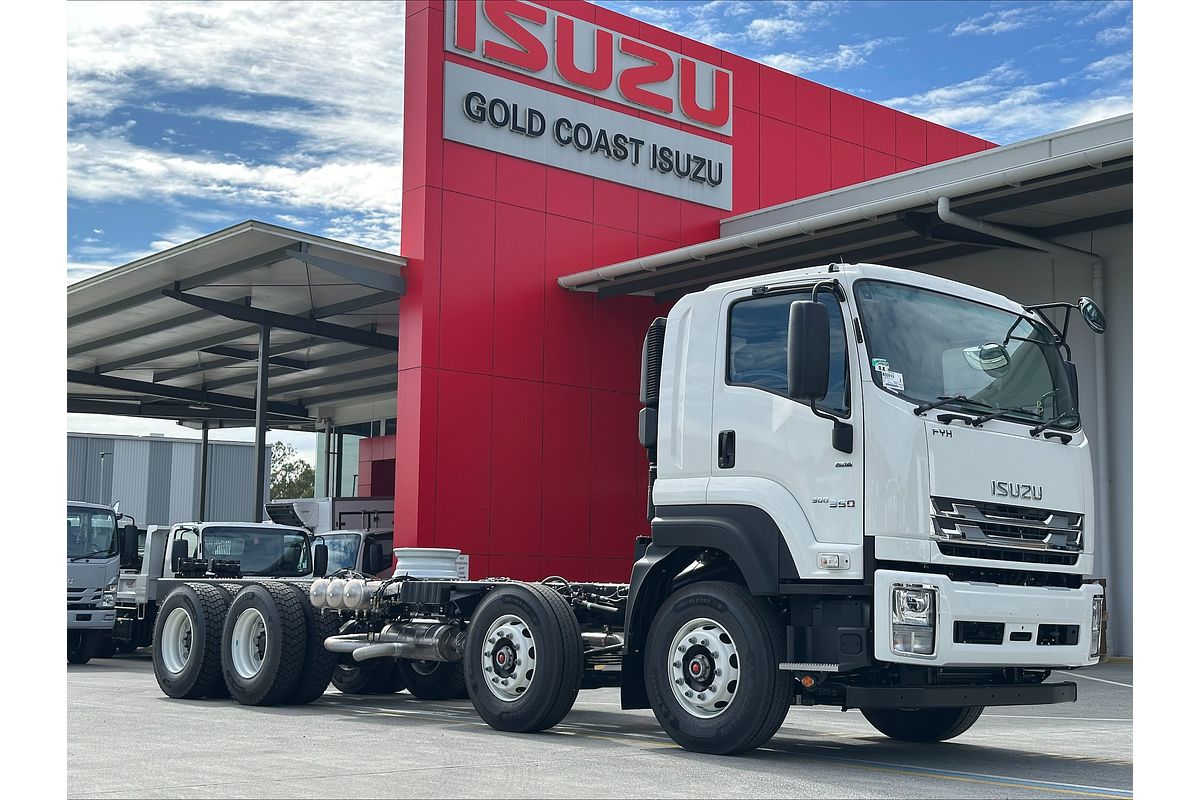 2025 Isuzu FYH 300-350