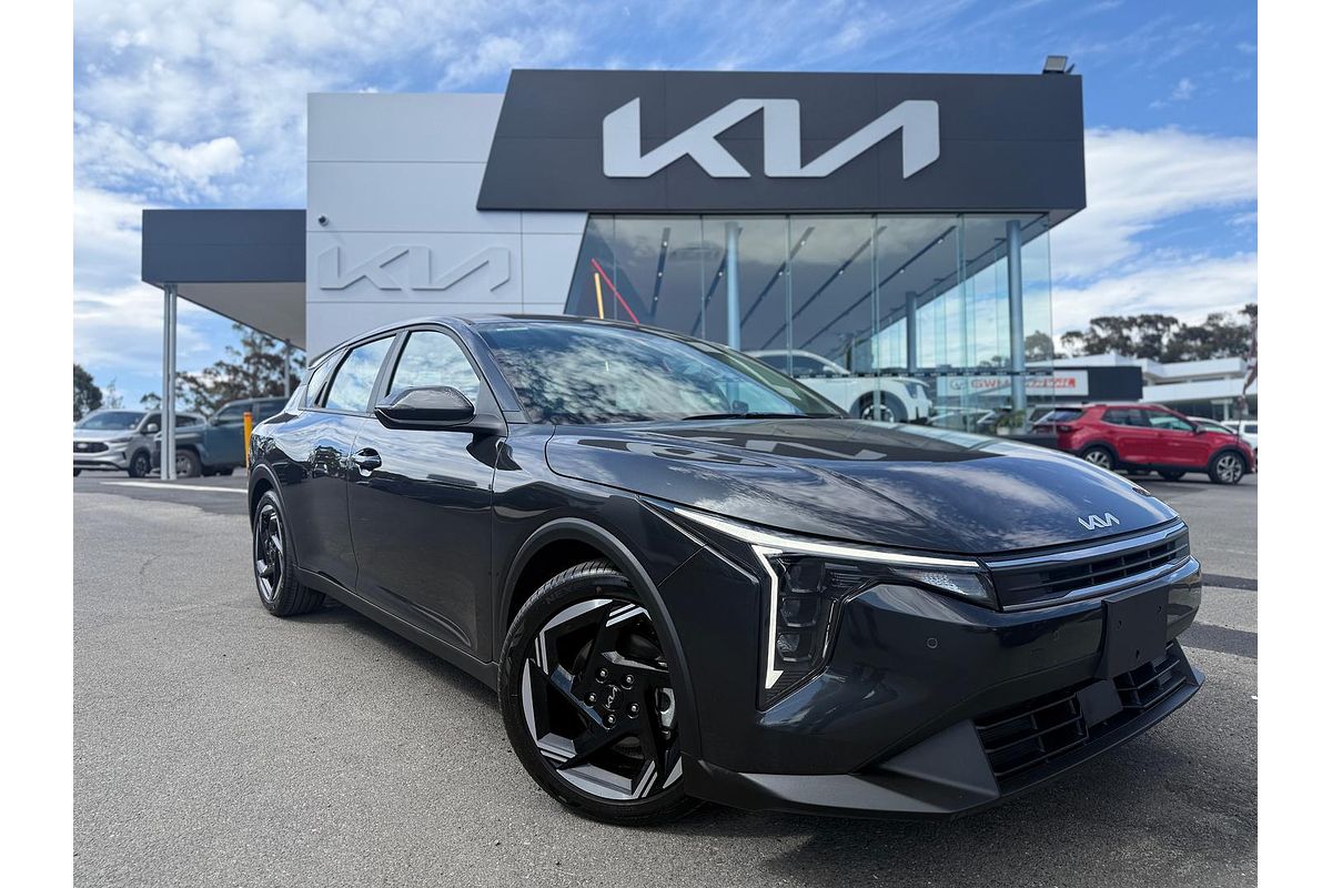 2025 Kia K4 Sport CL4m