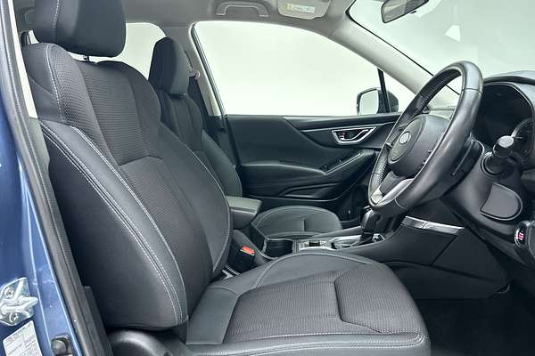 2024 Subaru Forester 2.5i S5 thumb-12