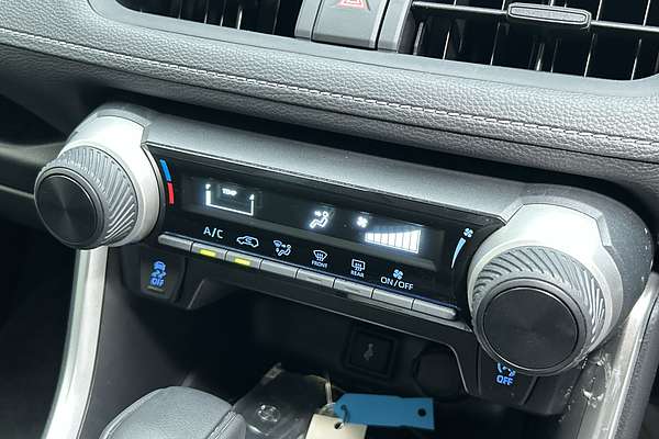 2022 Toyota RAV4 GX MXAA52R thumb-15