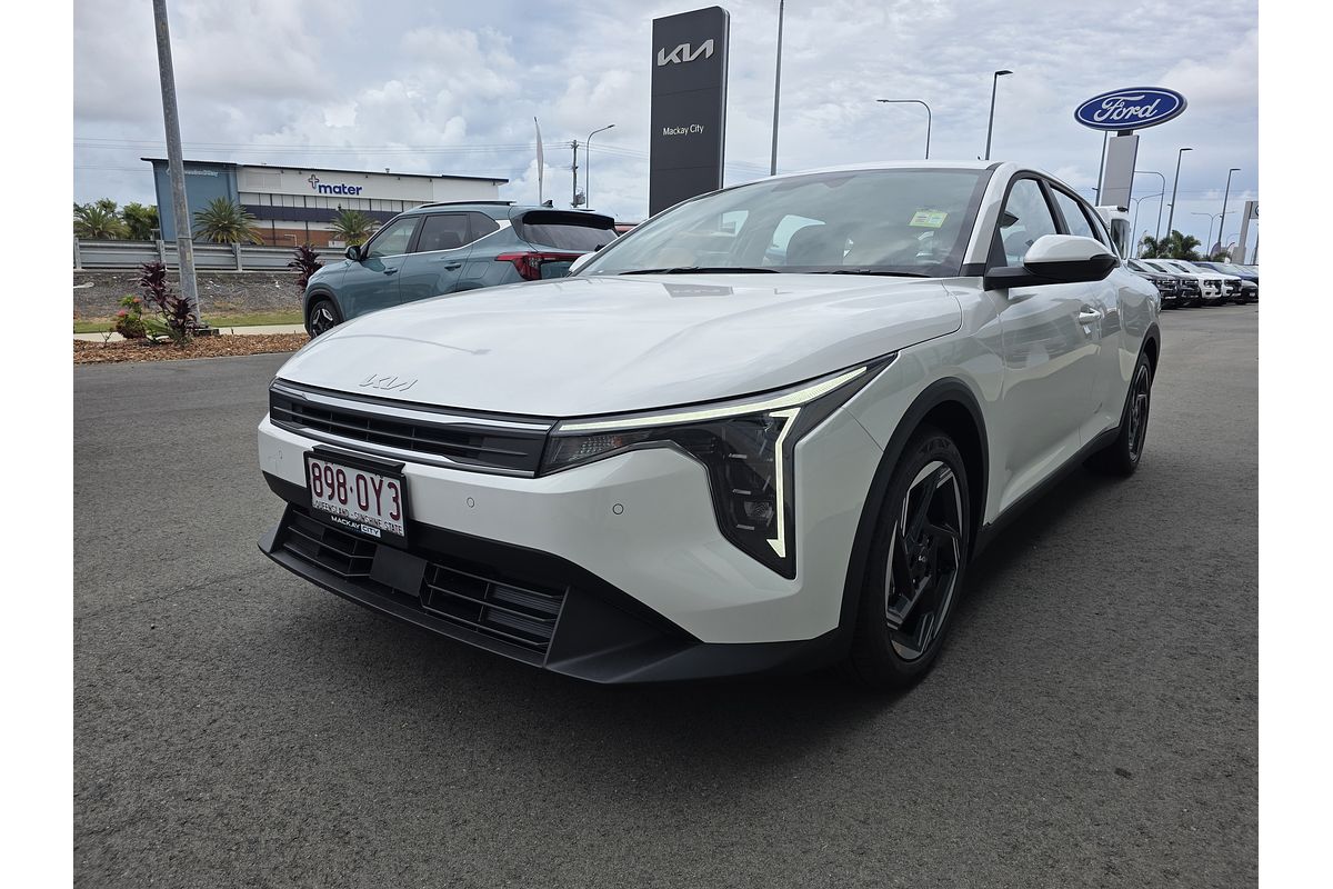 2025 Kia K4 Sport CL4m