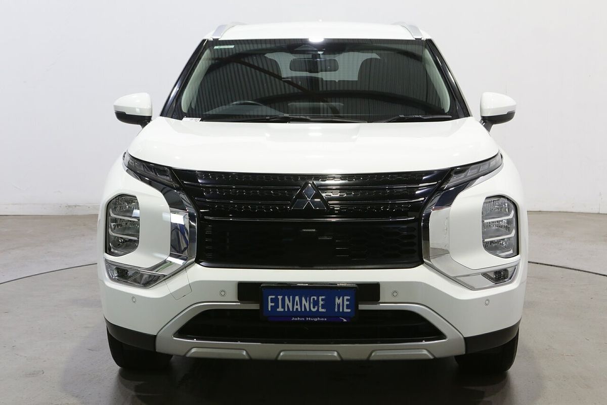 2023 Mitsubishi Outlander LS ZM