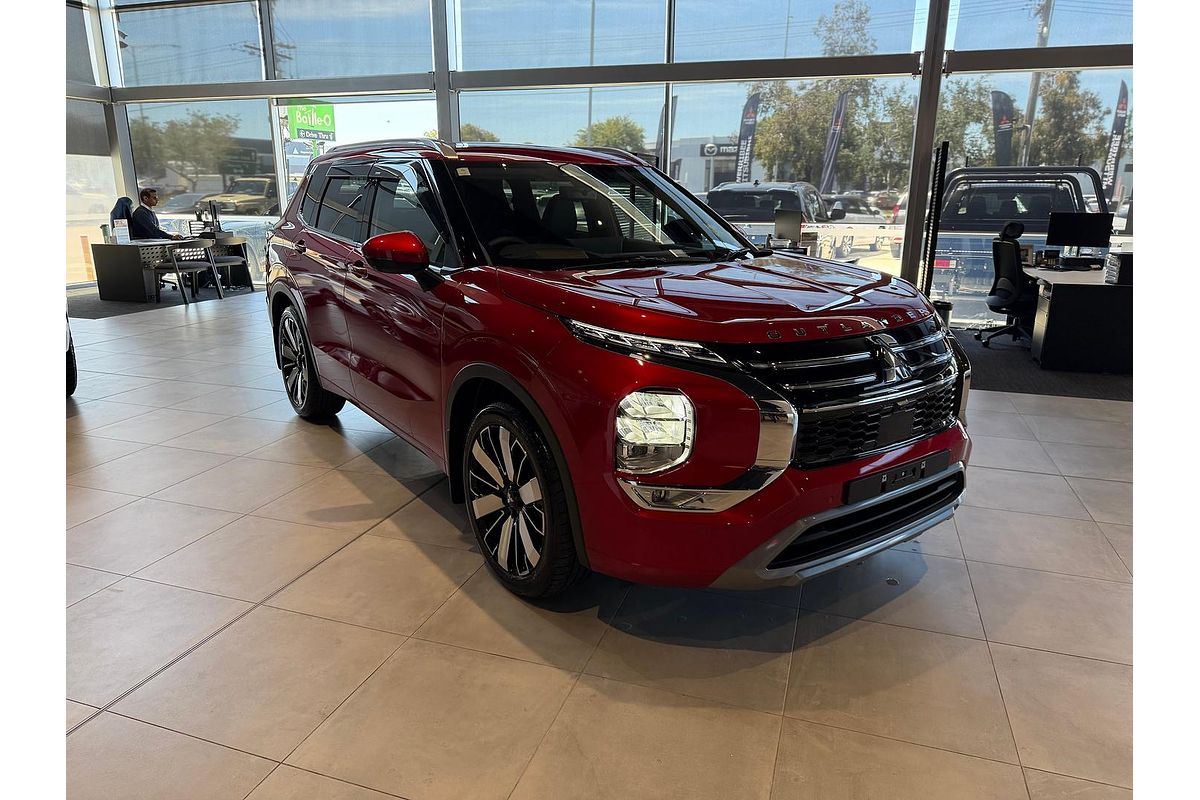 2025 Mitsubishi Outlander Exceed ZM