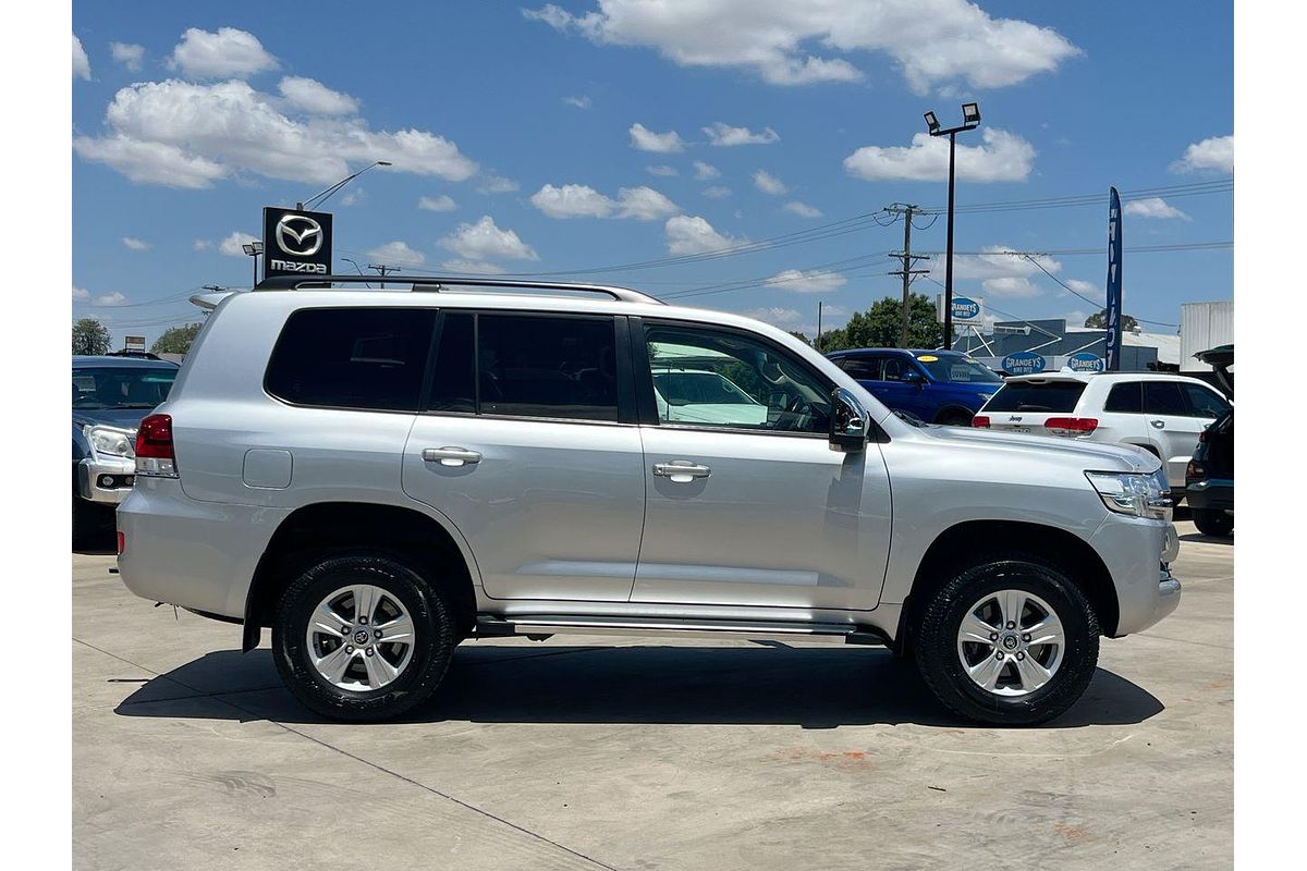 2017 Toyota Landcruiser GXL VDJ200R