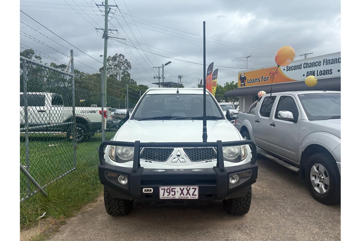 2015 Mitsubishi Triton GLX-R MN 4X4