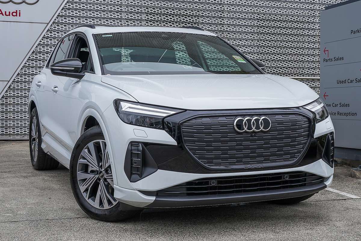 2025 Audi Q4 e-tron 45 F4