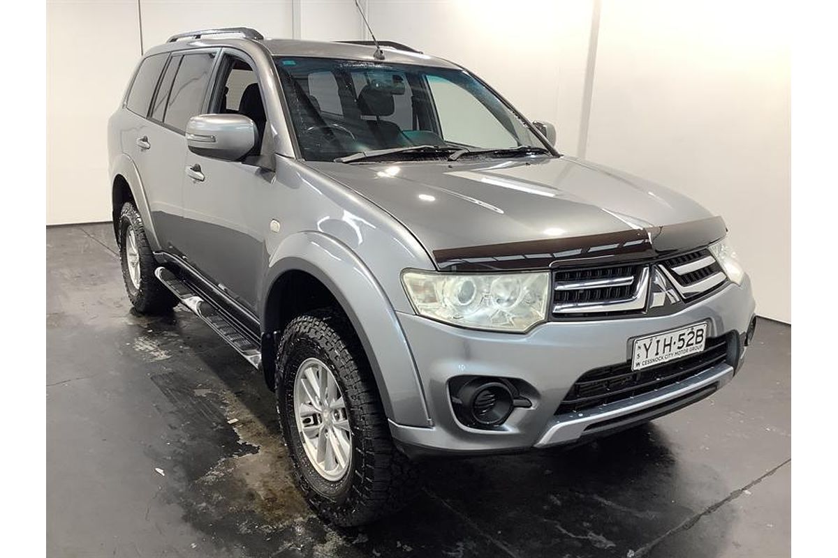 2012 Mitsubishi Challenger PB