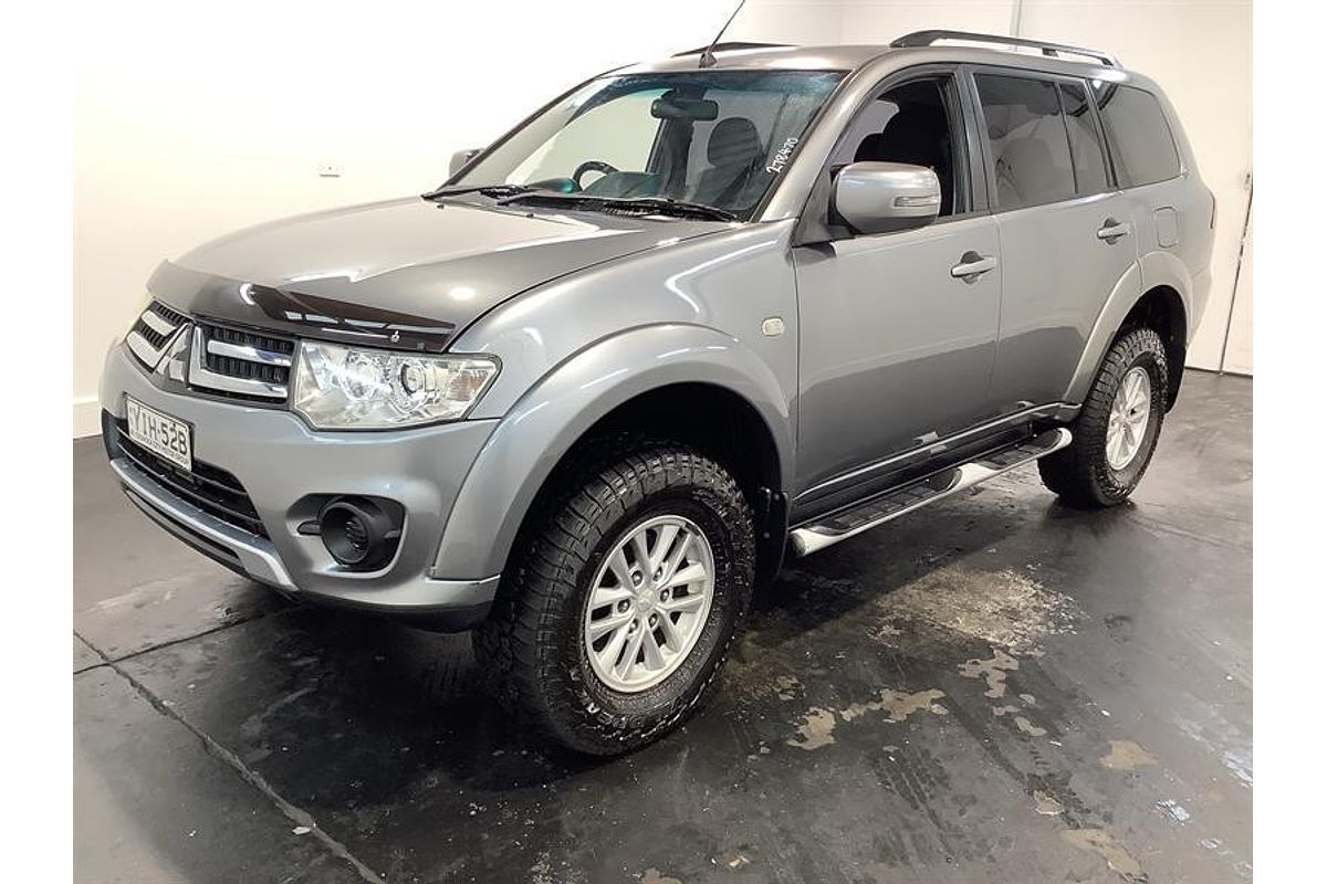 2012 Mitsubishi Challenger PB