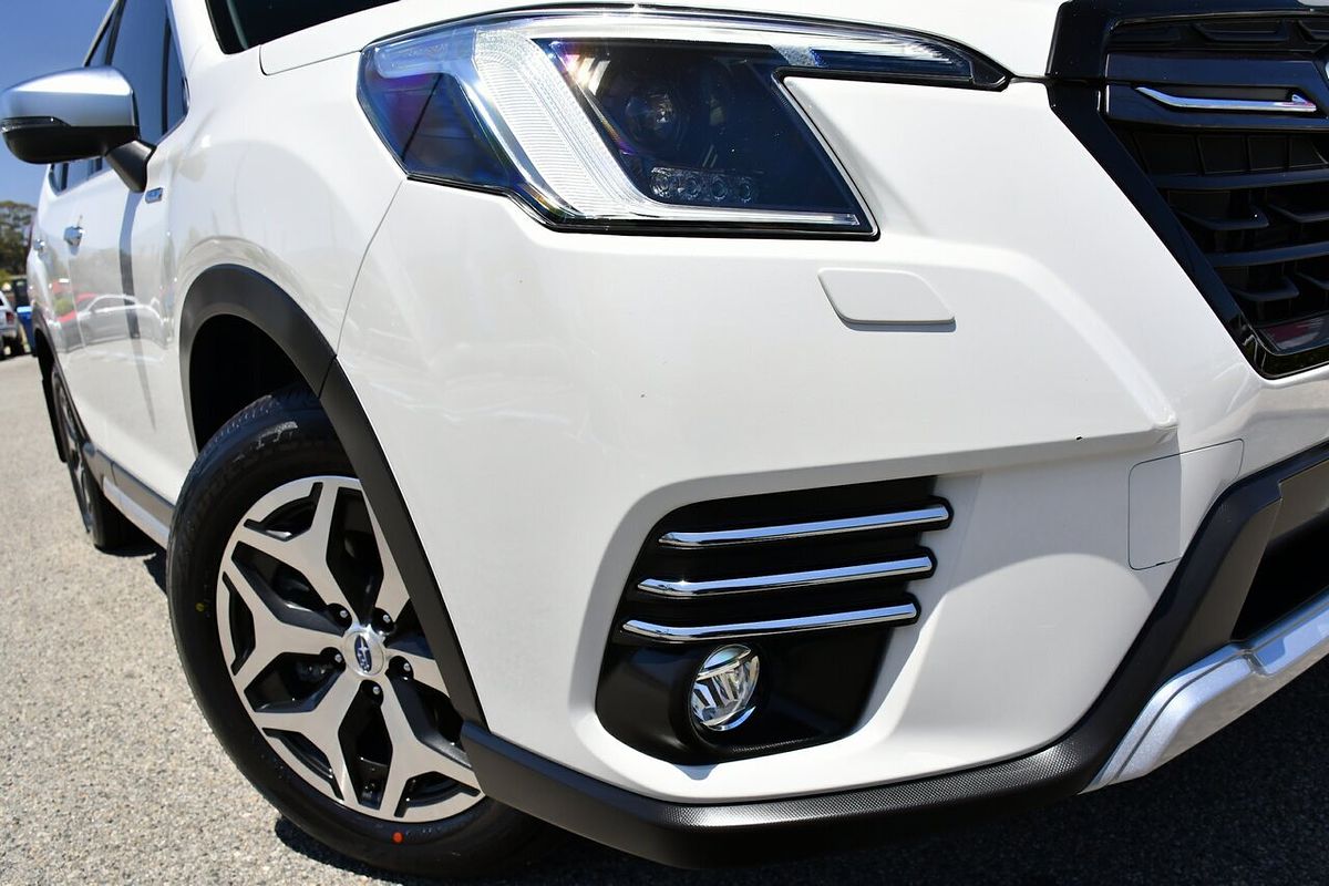 2024 Subaru Forester Hybrid L S5