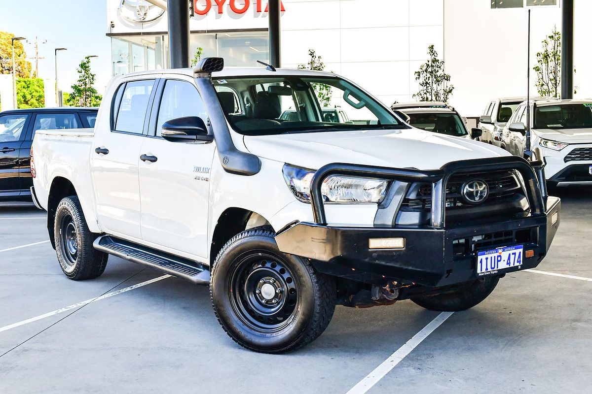 2021 Toyota HILUX SR (4x4) GUN126R FACELIFT 4X4