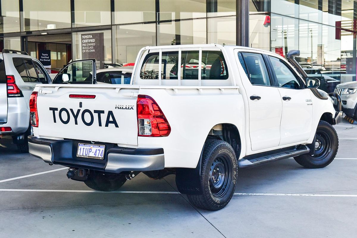 2021 Toyota HILUX SR (4x4) GUN126R FACELIFT 4X4