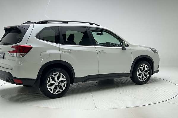 2024 Subaru Forester 2.5i S5 thumb-7