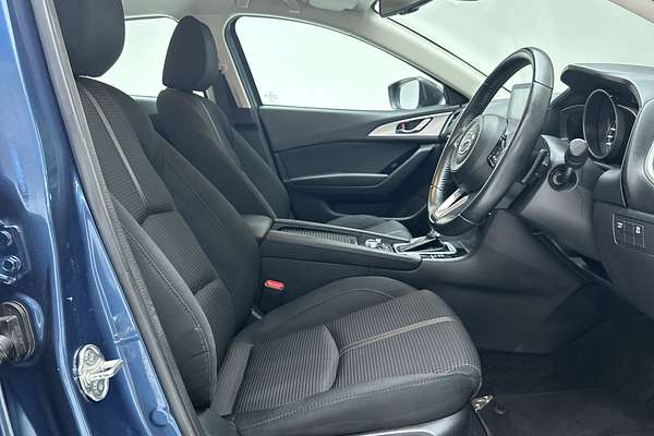 2018 Mazda 3 SP25 BN Series thumb-12