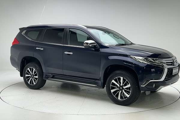 2019 Mitsubishi Pajero Sport Exceed QE thumb-1