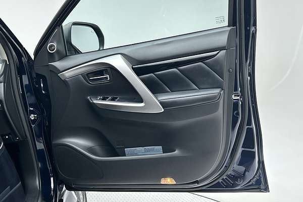 2019 Mitsubishi Pajero Sport Exceed QE thumb-18