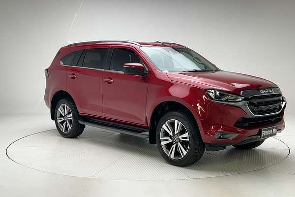 2023 Isuzu MU-X LS-T thumb-1