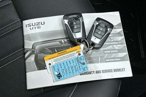 2023 Isuzu MU-X LS-T thumb-22