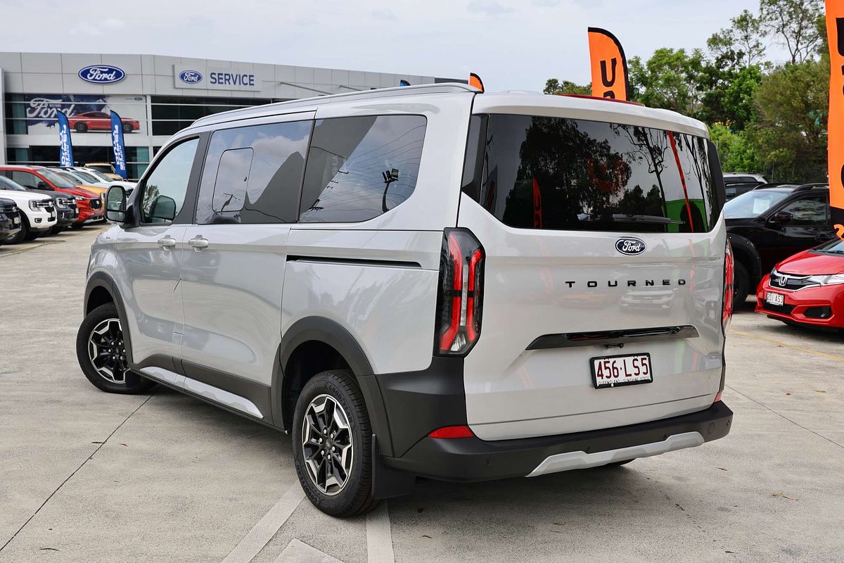 2024 Ford Tourneo Active AV SWB