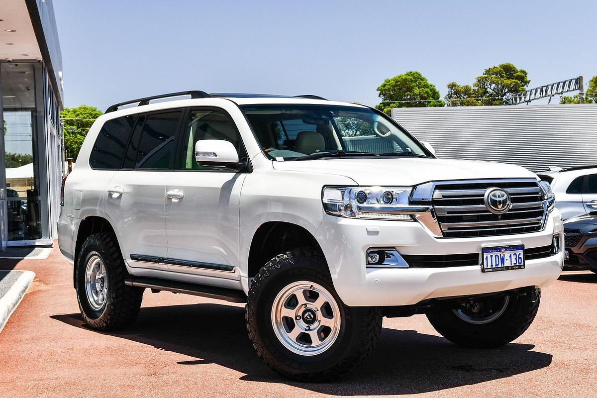 2017 Toyota Landcruiser Sahara VDJ200R