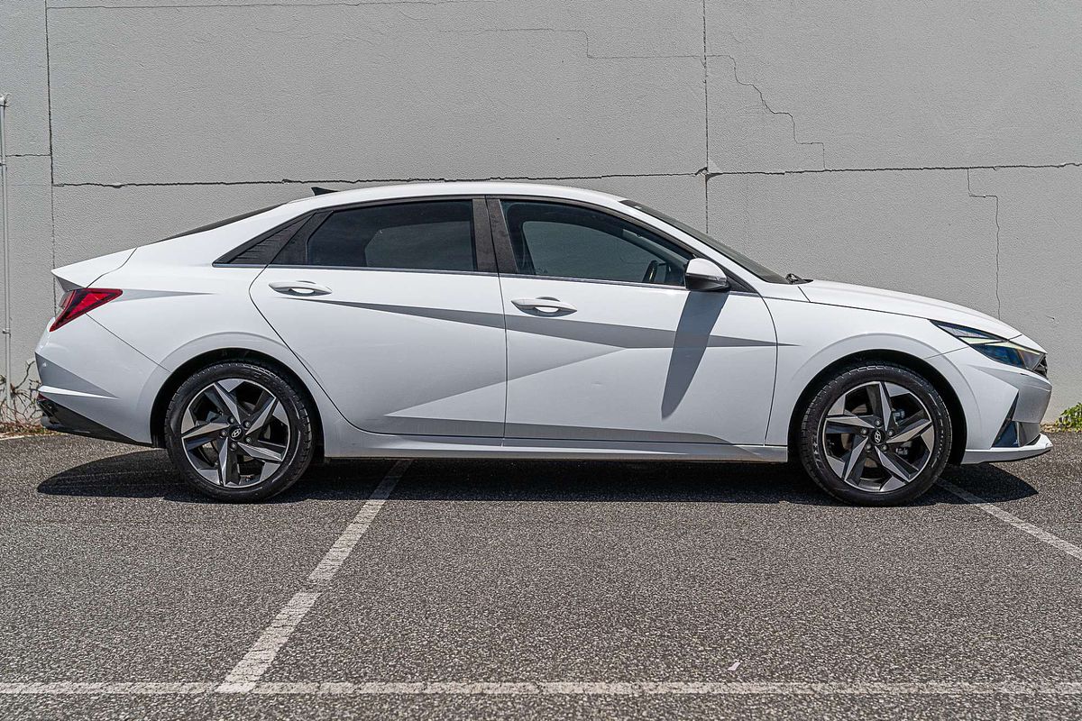 2020 Hyundai i30 Active CN7.V1