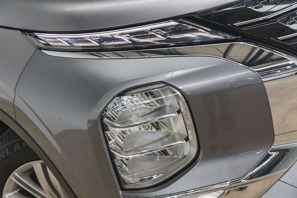 2021 Mitsubishi Outlander LS ZM