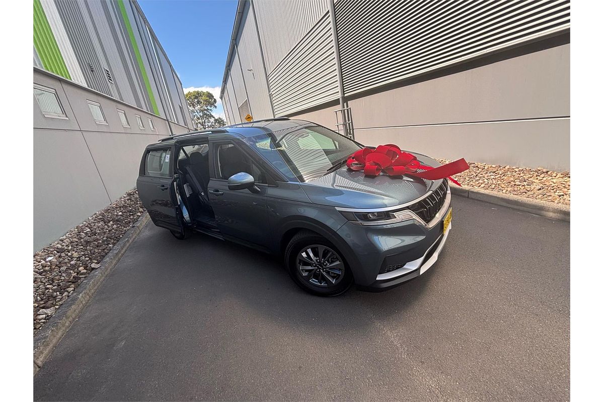 2023 Kia Carnival S KA4