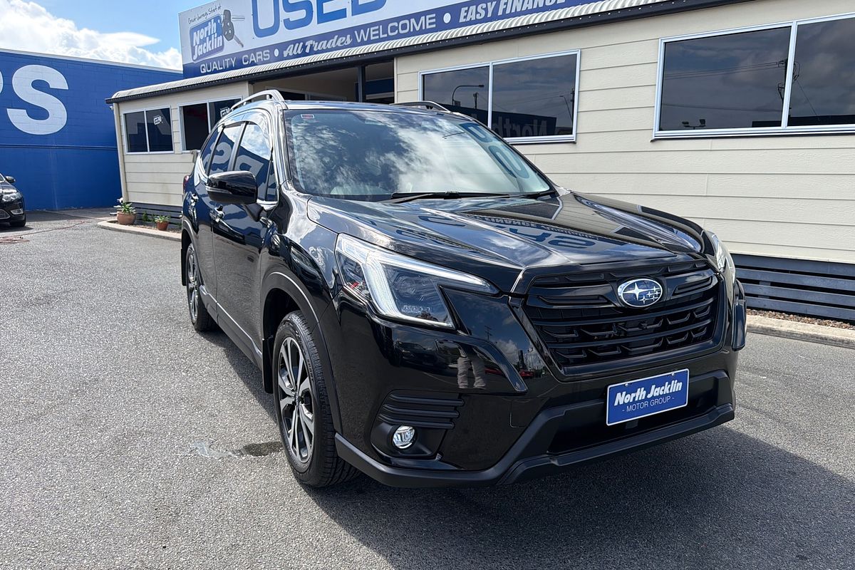2023 Subaru Forester 2.5i Premium S5