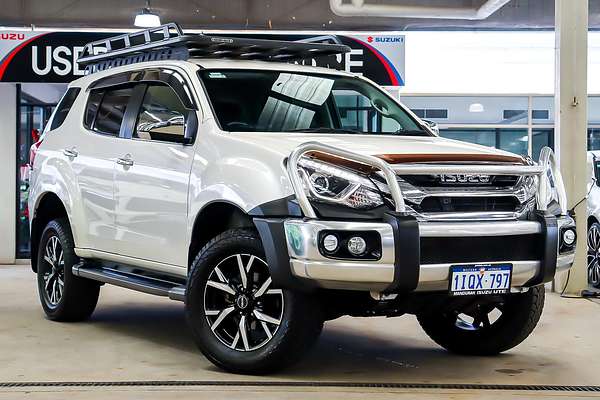 2021 Isuzu MU-X LS-T
