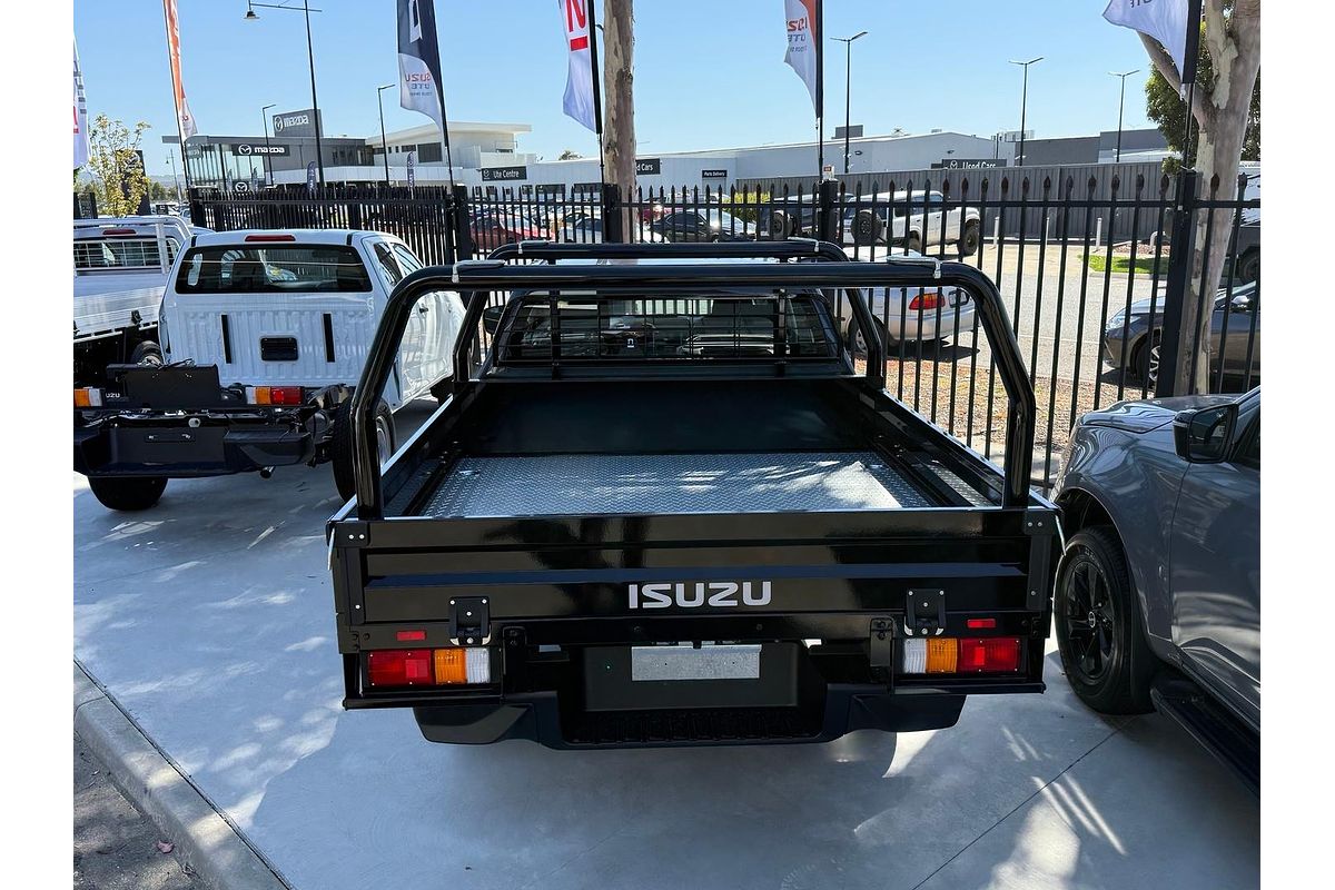 2025 Isuzu D-MAX SX 4X4