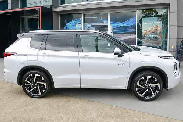 2024 Mitsubishi Outlander PHEV Exceed Tourer ZM thumb-4