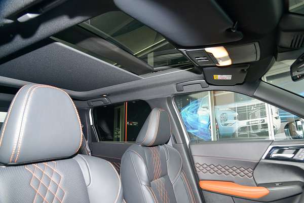 2024 Mitsubishi Outlander PHEV Exceed Tourer ZM thumb-10