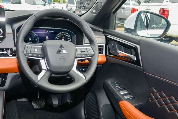 2024 Mitsubishi Outlander PHEV Exceed Tourer ZM thumb-17