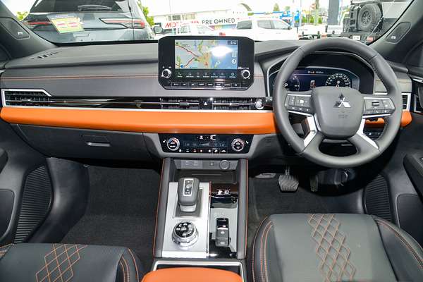 2024 Mitsubishi Outlander PHEV Exceed Tourer ZM thumb-16