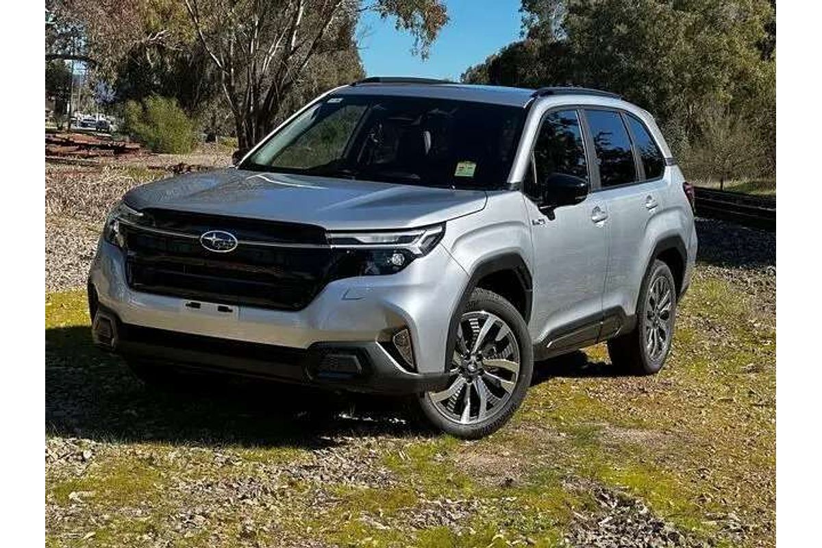 2025 Subaru Forester Hybrid Touring S6