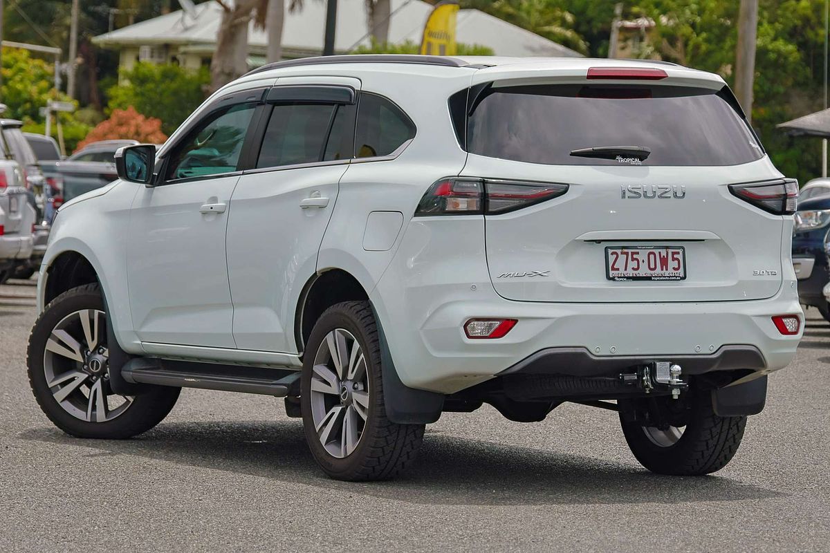 2023 Isuzu MU-X LS-T