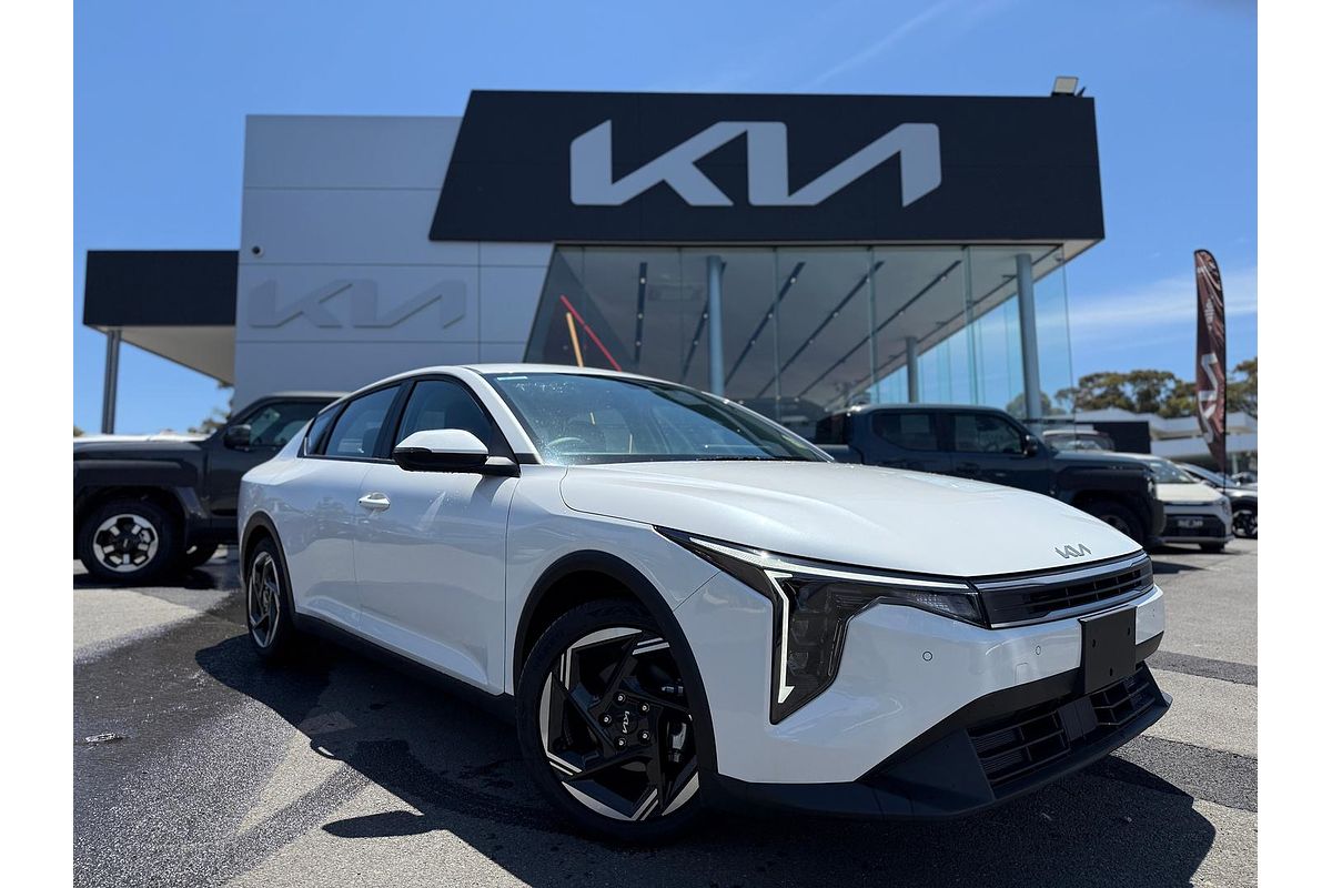 2025 Kia K4 Sport CL4m
