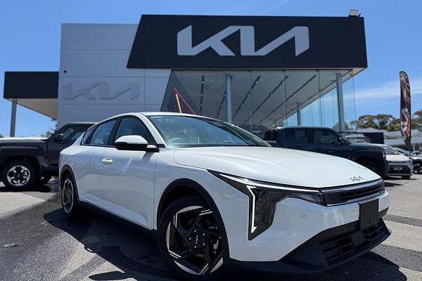2025 Kia K4 Sport CL4m