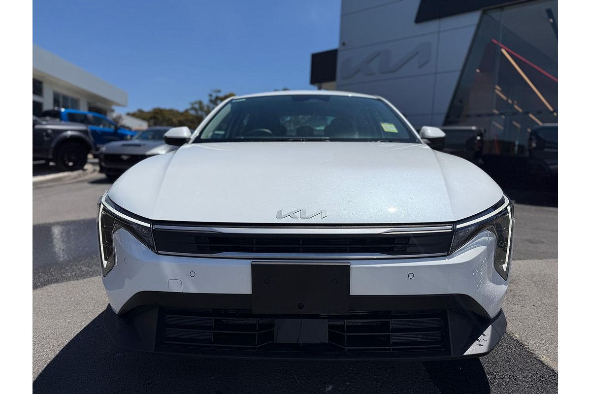2025 Kia K4 Sport CL4m