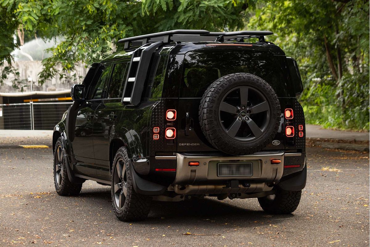 2021 Land Rover Defender 110 P400 X L663