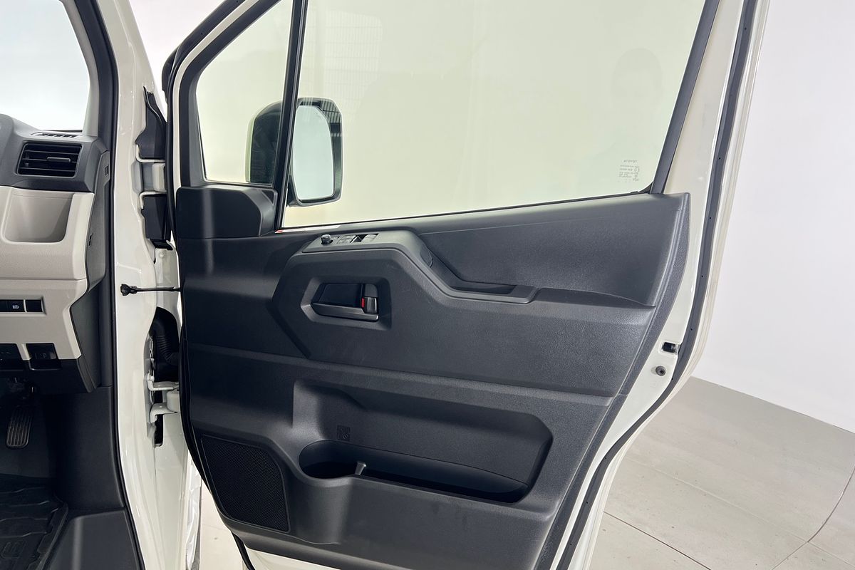 2024 Toyota Hiace GDH300R LWB