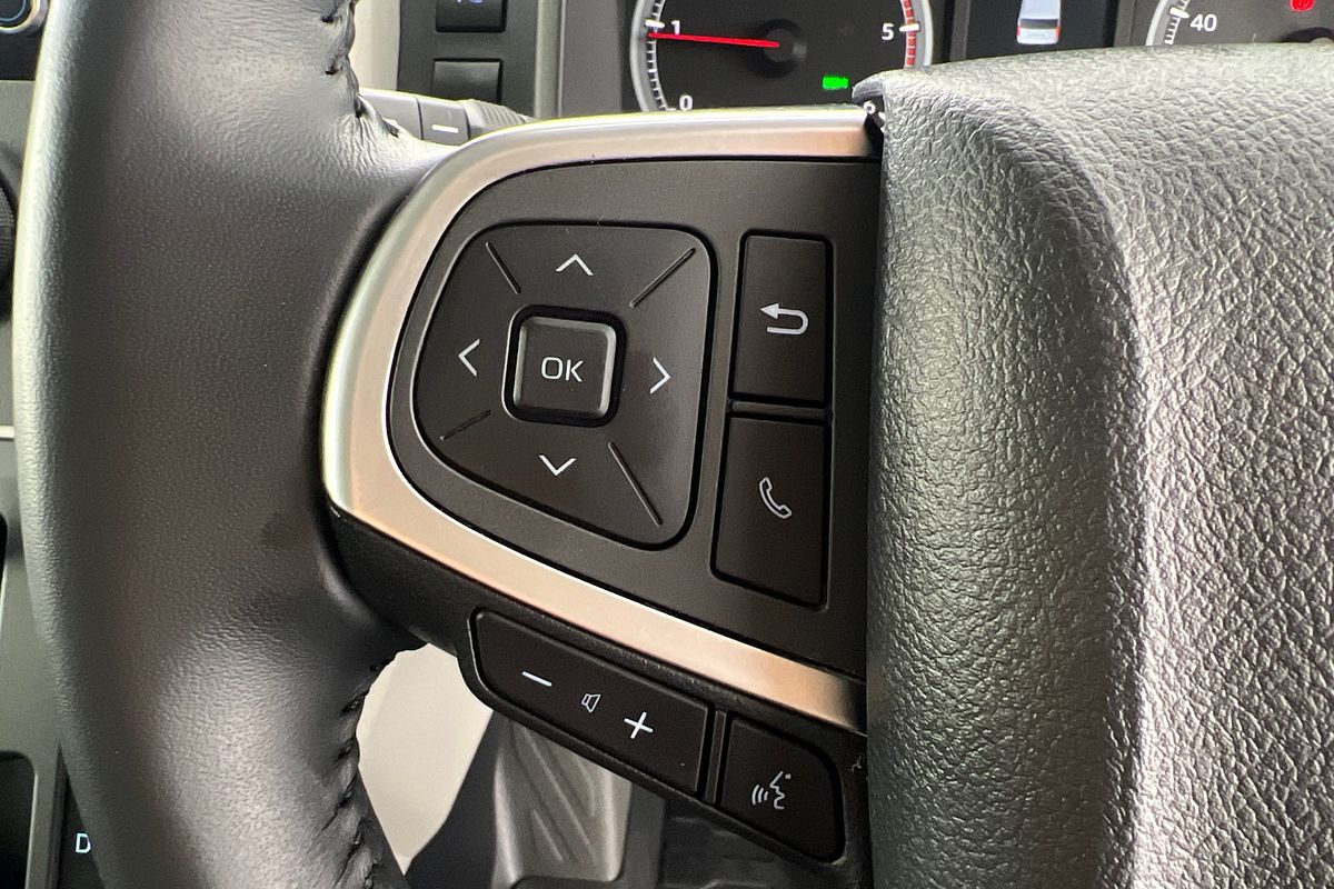 2024 Toyota Hiace GDH300R LWB