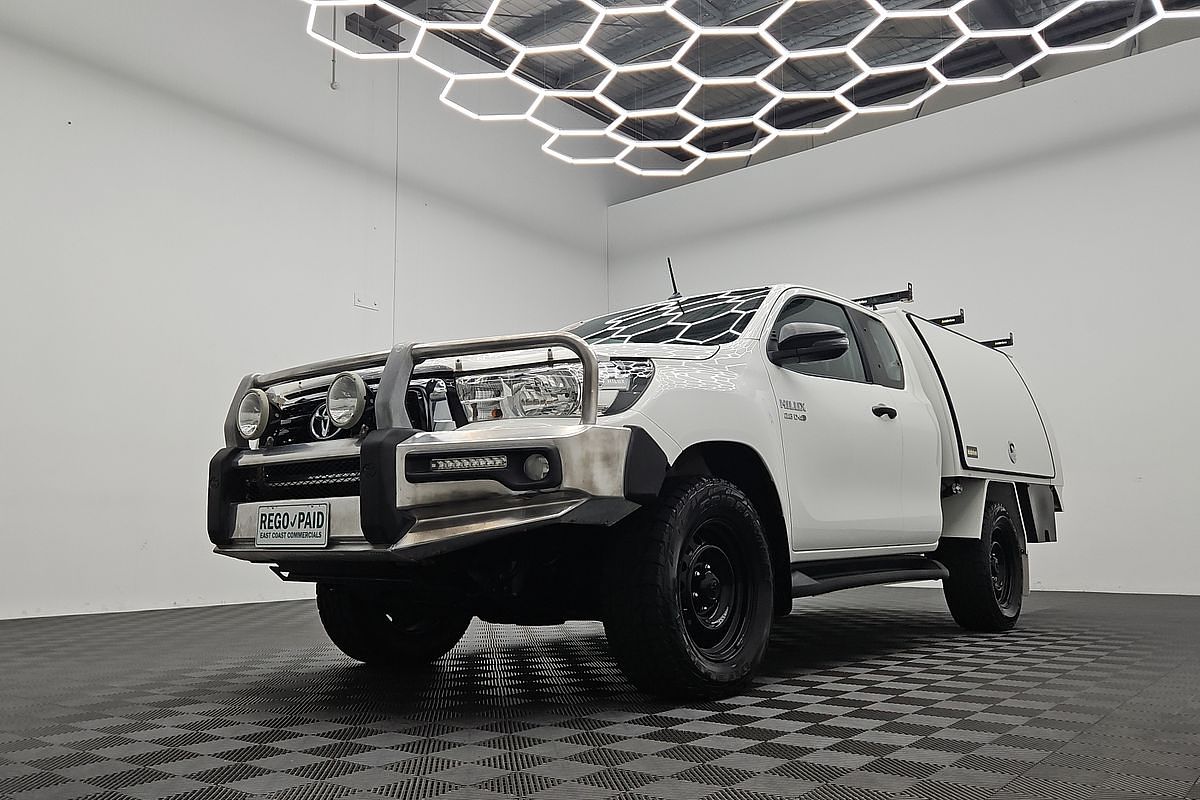 2019 Toyota Hilux SR GUN126R 4X4